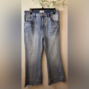 Blakeley | Light-Wash Flare Leg Jean